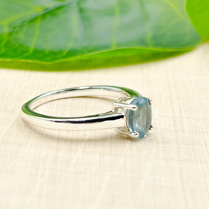 Blue Topaz Oval 7x5 Sterling Silver Ring Size 8