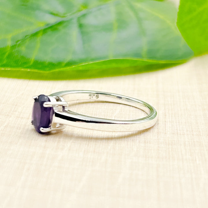 Amethyst Oval 7x5 Sterling Silver Ring Size 8