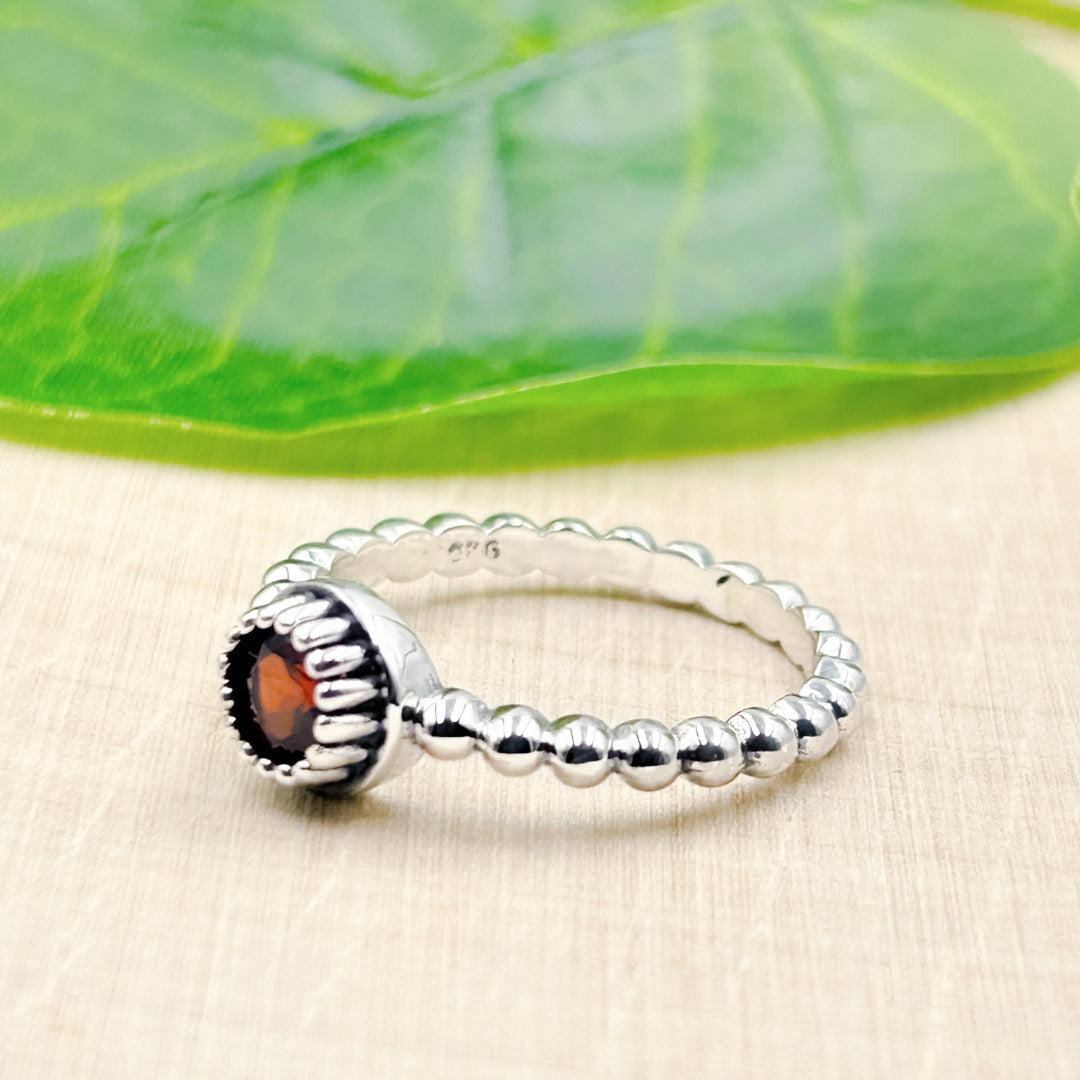 Garnet Ornate Sterling Silver Ring Size 9