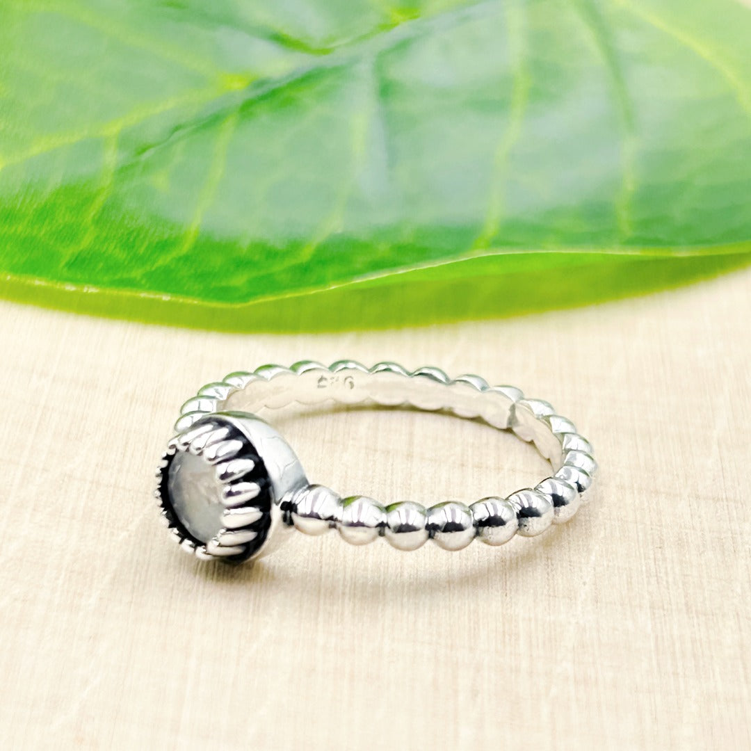 Rainbow Moonstone Ornate Sterling Silver Ring Size 8