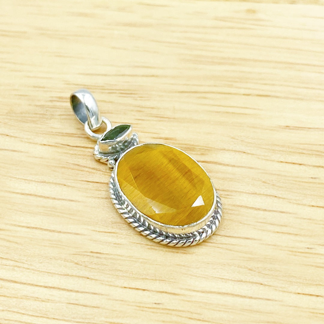 Moldavite Tigers Eye Sterling Silver Pendant  ( 593194 )
