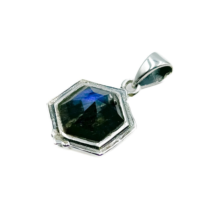 Labradorite Sterling Silver Pendant ( 411328 )