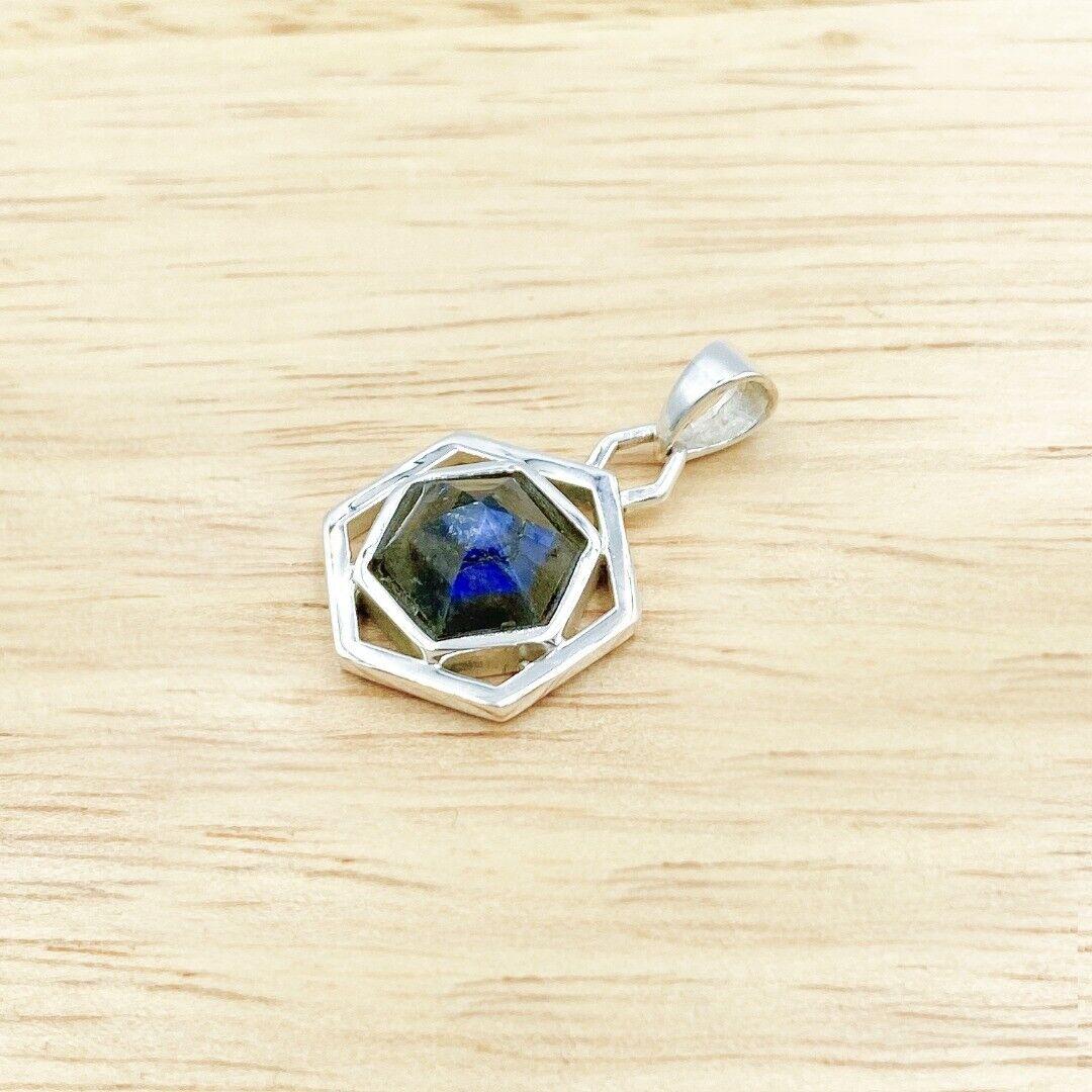Labradorite Sterling Silver Pendant ( 921753 )