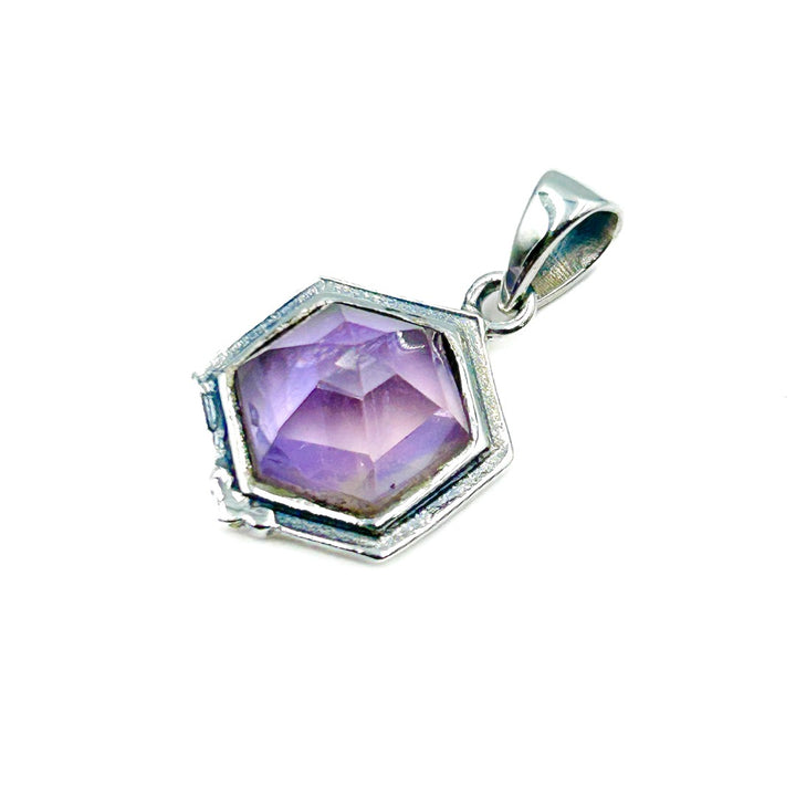 Amethyst Sterling Silver Pendant ( 990823 )