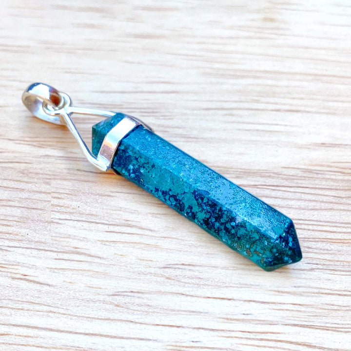 Dragon Blood Jasper Crystal Point Sterling Silver Pendant ( 462198 )