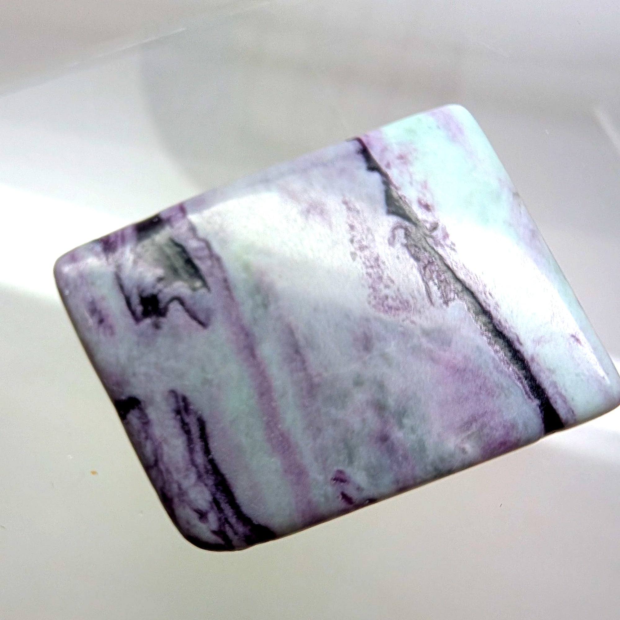 Stitchtite in Serpentine 17.7g Flat Square Pocket Stone