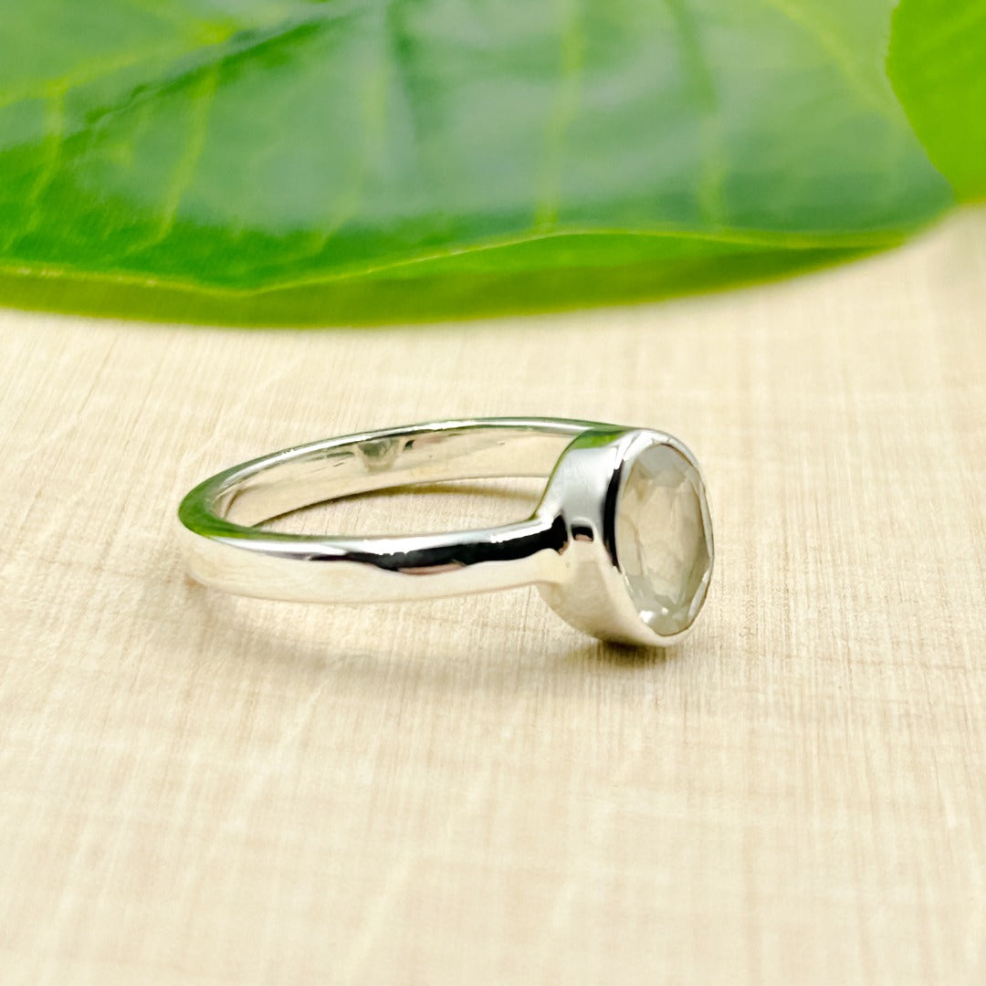 Satyaloka Quartz Oval Sterling Silver Ring Size 6