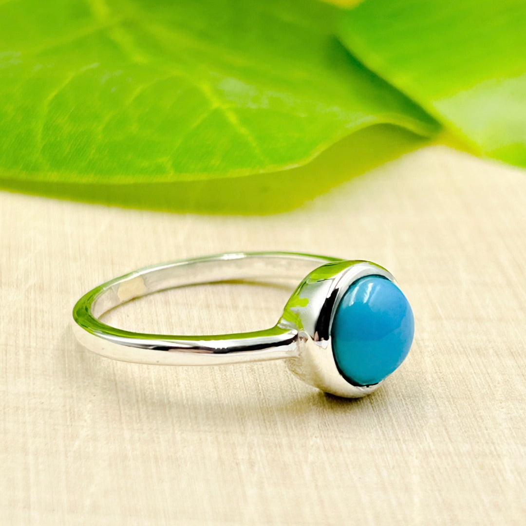 Turquoise Round 7mm Sterling Silver Ring Size 6