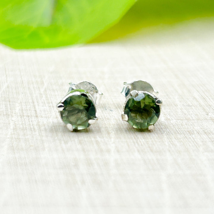 Moldavite Sterling Silver Stud Claw Earrings 4mm ( C1 )