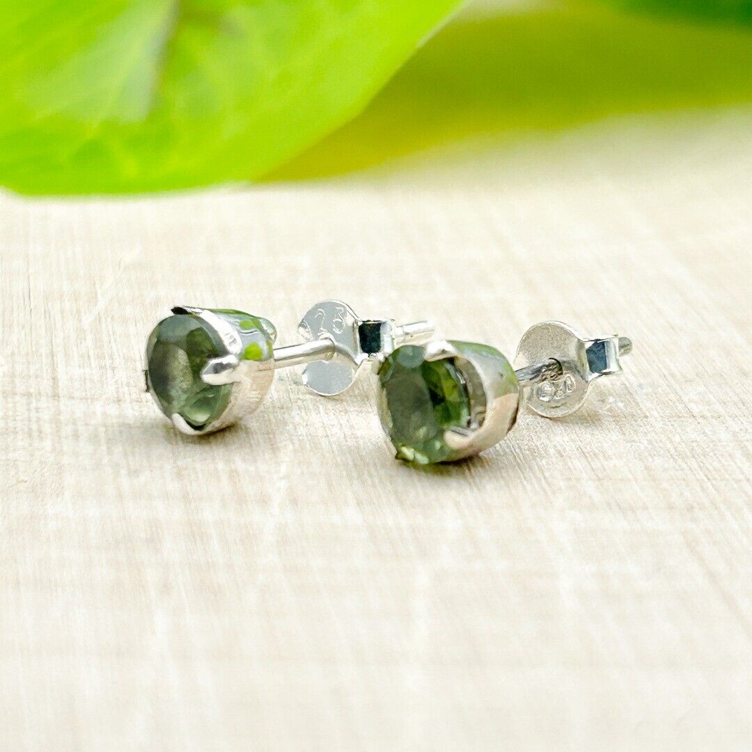 Moldavite Sterling Silver Stud Claw Earrings 4mm ( C1 )