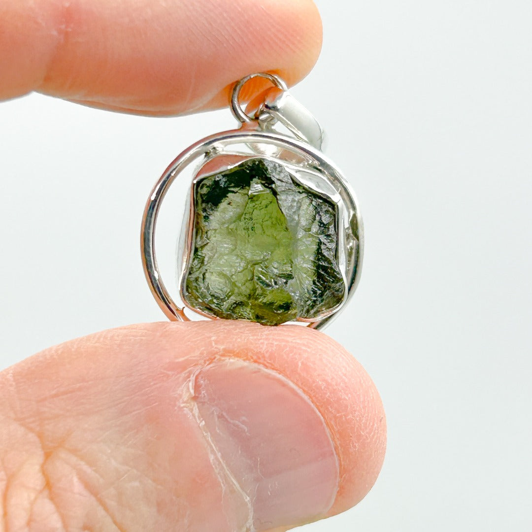 Moldavite Sterling Silver Circle Style Tektite Pendant ( 7 )