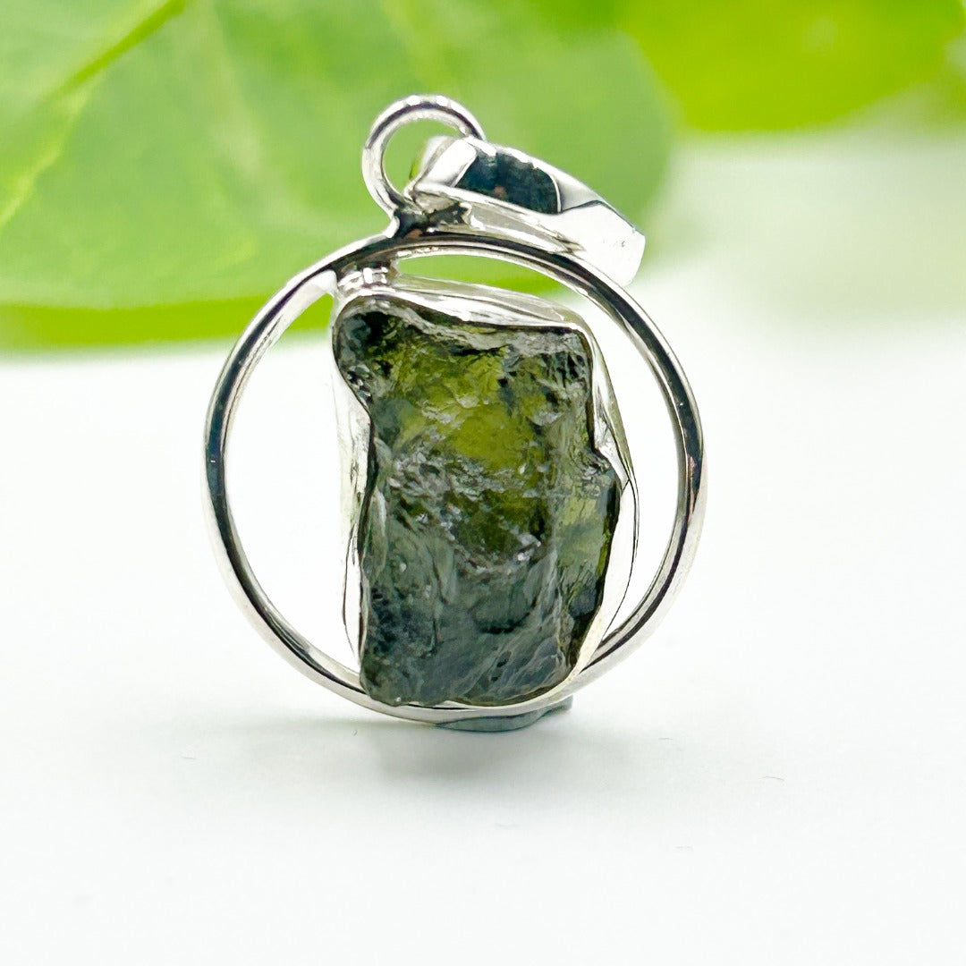 Moldavite Sterling Silver Circle Style Tektite Pendant ( 5 )