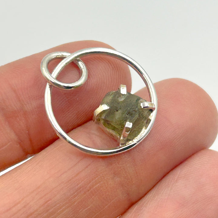 Moldavite Sterling Silver Circle Style Tektite Pendant ( 5 )