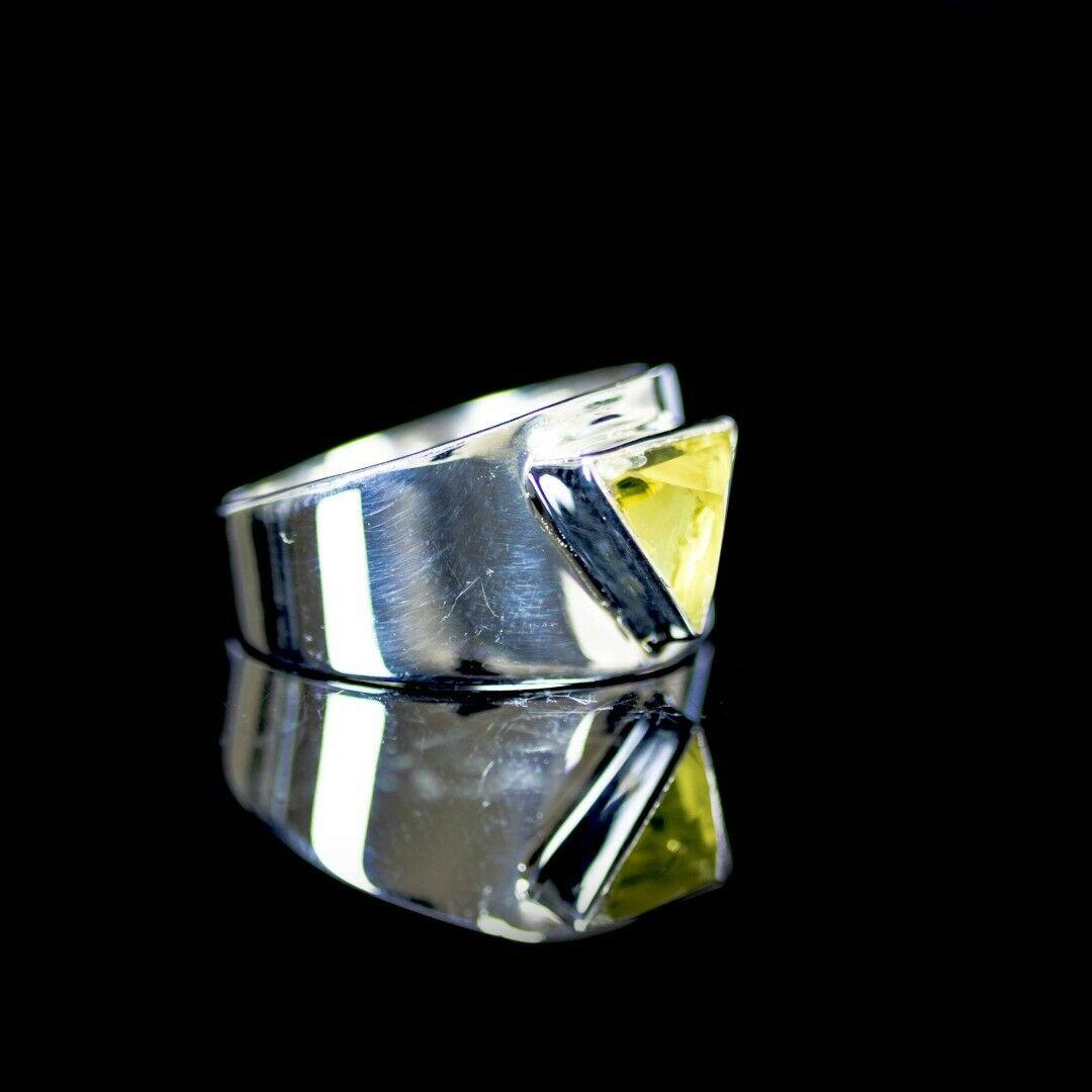 Green Lemon Quartz Triangle Ring ( 300479)
