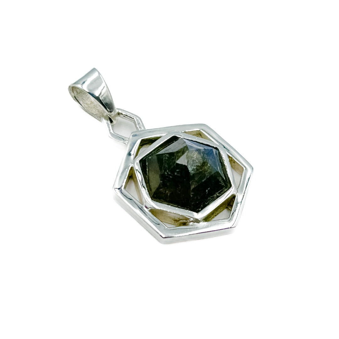 Labradorite Sterling Silver Pendant ( 921753 )