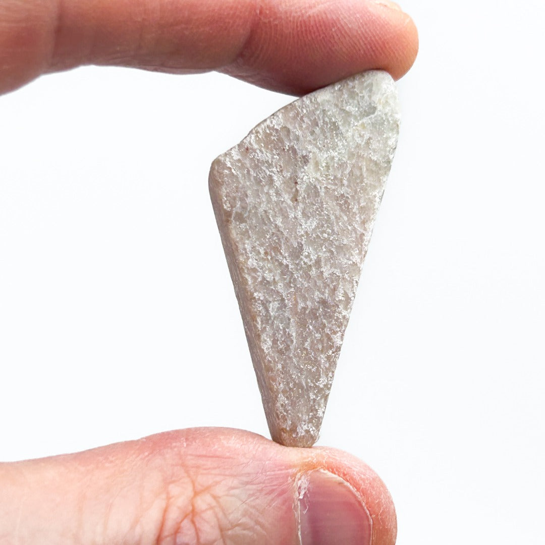 Lithium Light Quartz Crystal Polished Tumblestone  ( 954809 )