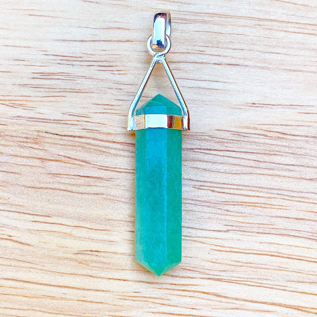 Aventurine Crystal Point Sterling Silver Pendant ( 327679 )